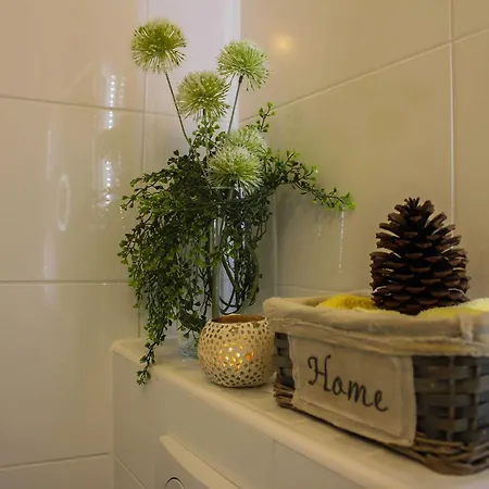 Alex - Two Bedroom Apartman